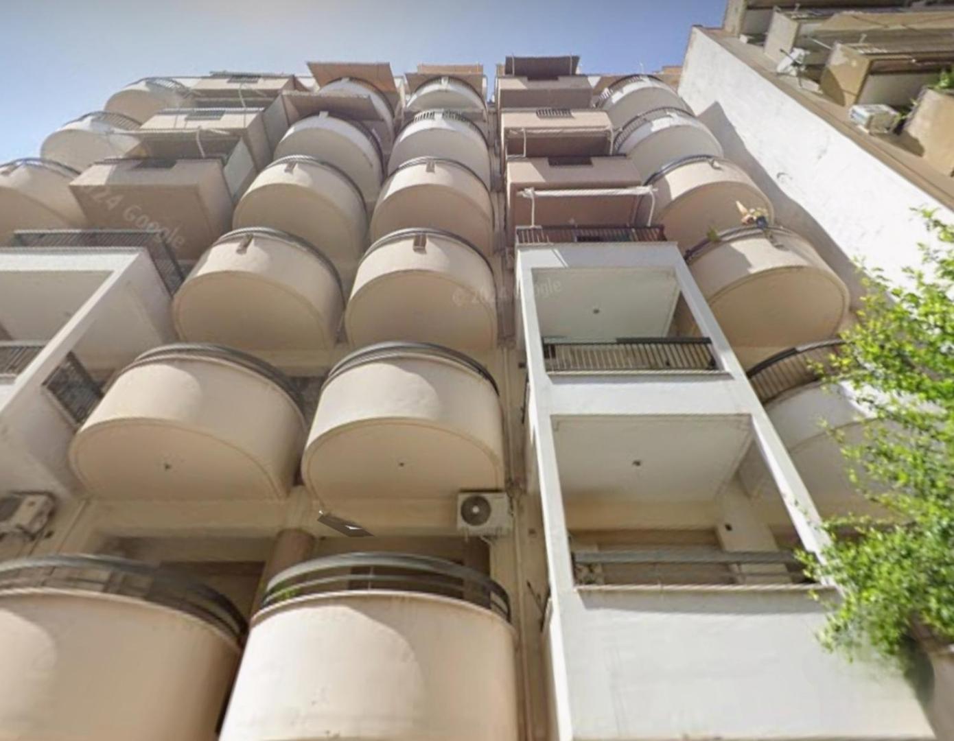 Elegant With Balcony & 1 Gbps Fiber