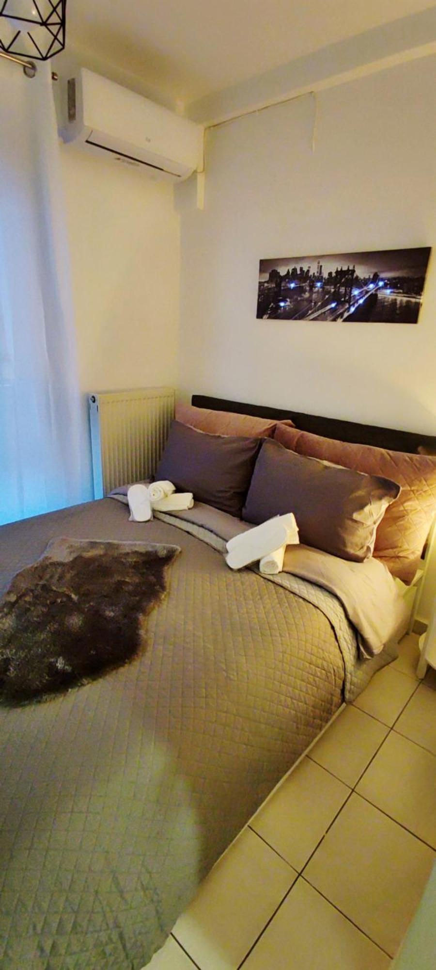 Elegant With Balcony & 1 Gbps Fiber Apartment *