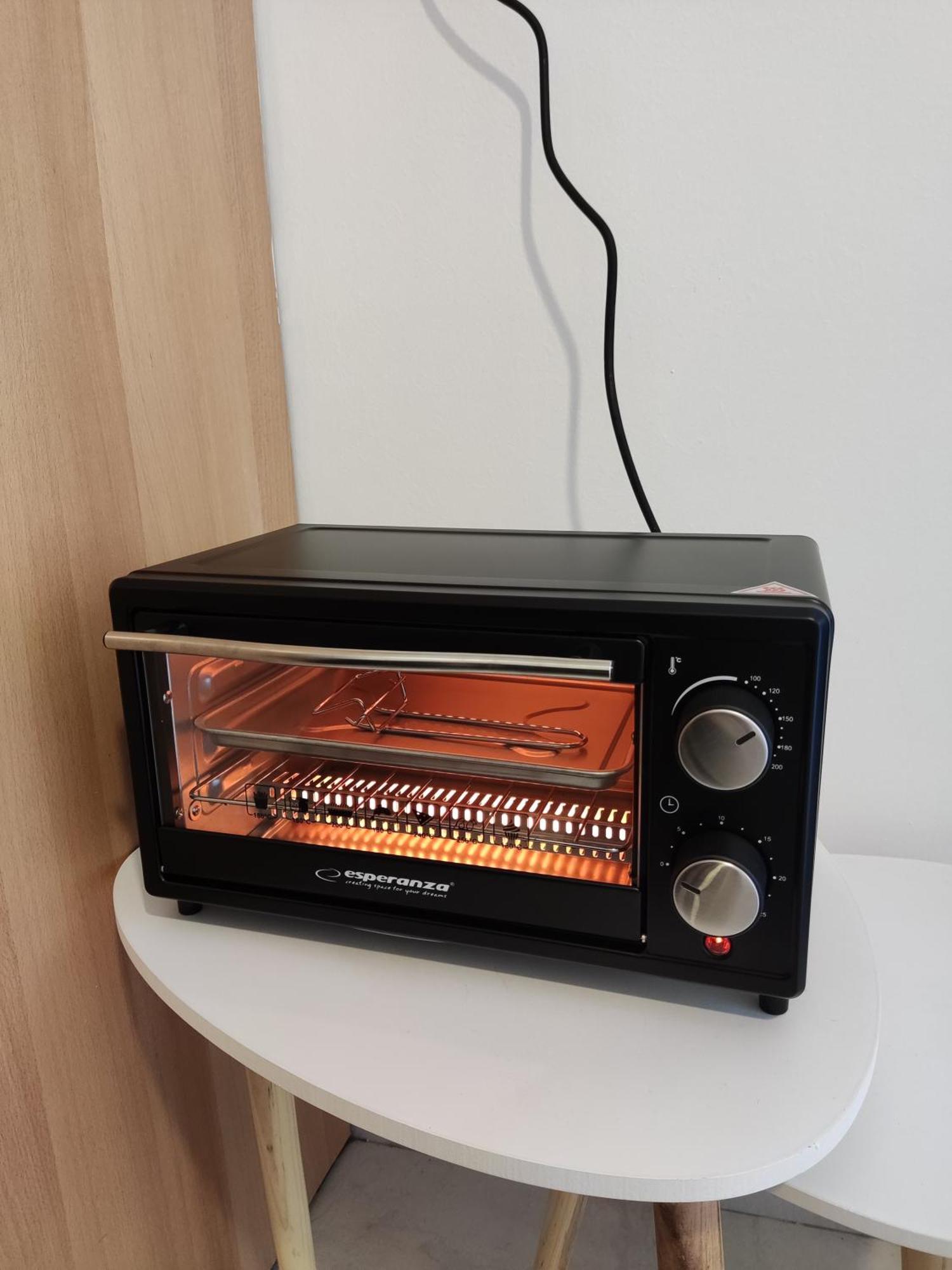 Elegant With Balcony & 1 Gbps Fiber * Thessaloniki